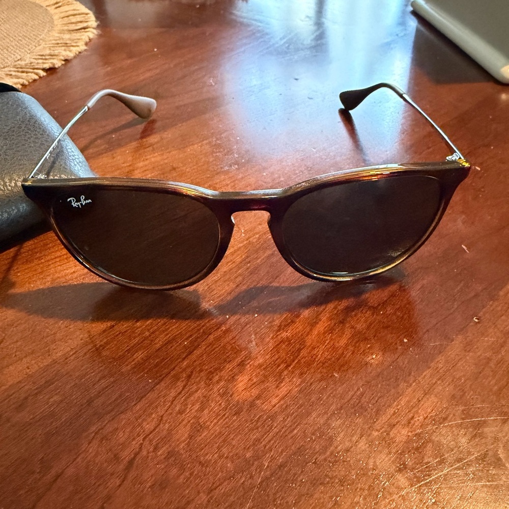 Ray-Ban Tortoiseshell Frame Sunglasses with Dark Lenses “Erika” - Picture 2 of 5